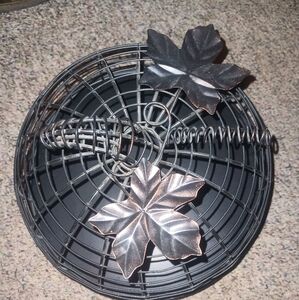 Potpourri large wire pumpkin